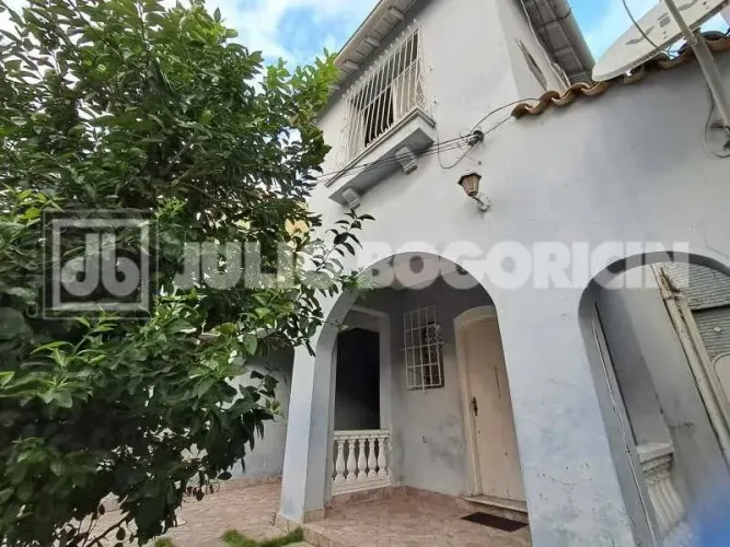 Meier-casa de vila -3 quartos-2 banheiros-120m²-2 vagas
