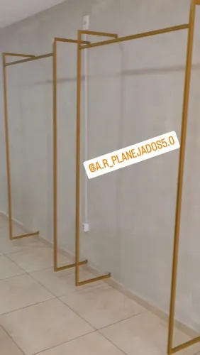 Ararás em Metalon