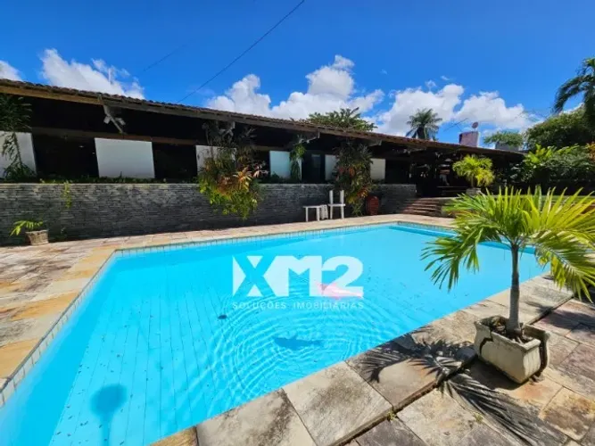Casa com piscina em Condomínio fechado em Boa Viagem 05 quartos (Ref.:R5921365)