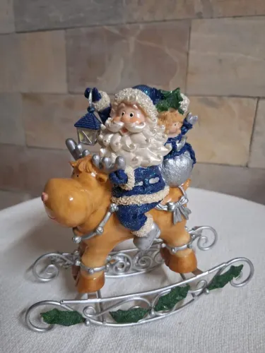 Papai Noel com Trenô Decorativo