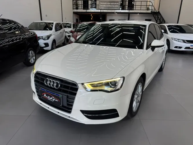 Audi A3 Sedan 1.4/ Attra. 16V TB FSI S-tronic 2014