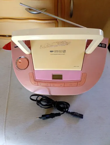 Rádio AM e FM  e toca CD Philips AZ 1837P/37 ler a descrição 