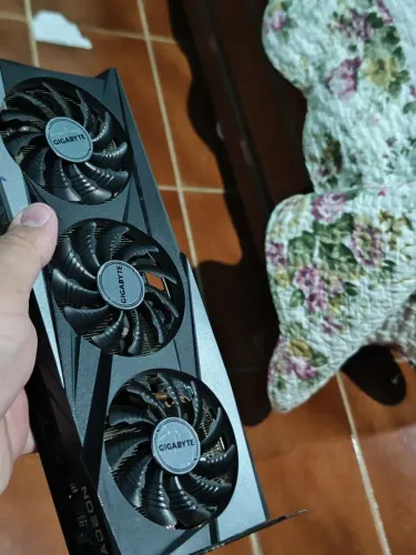 RX 6700 XT 12GB GIGABYTE