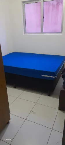Vendo cama box semi nova por apenas R$ 350,00. Ligue e faça sua oferta.