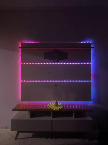 Painel para tv preço de desapego.
