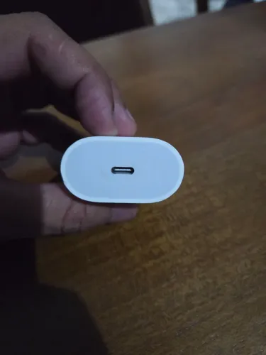 Adaptador de tomada 20w USB-C Apple original