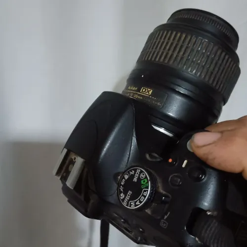 Camera Nikon D5100 ( com defeito )