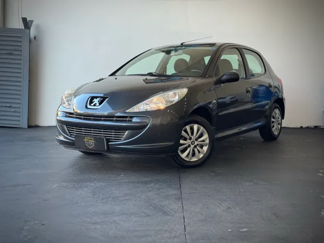 Peugeot 207 XR 1.4 Flex 8V 5P 2012