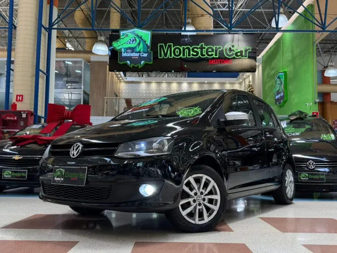Volkswagen Fox Rock IN RIO 1.6 MI Total Flex 8V 5P 2014