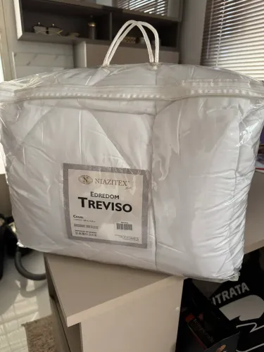 Vendo Edredon novo nunca usado branco lindo e fofo