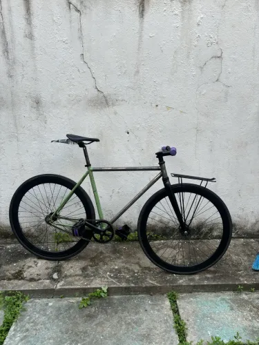 Bike fixed, rat