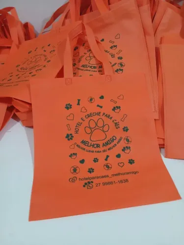 Bolsa de TNT personalizada - *