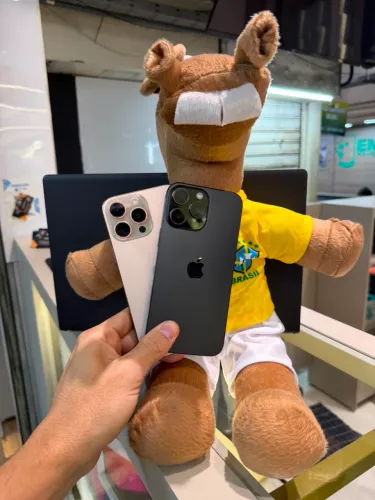 iPhone 16 Pro Max 256gb APARELHO EM OFERTA! Corre antes que acabe!