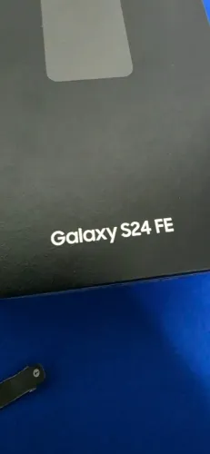 Caixa completa samsung S24 FE - apenas a caixa + brindes