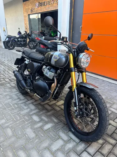 Royal Enfield 650 Bear