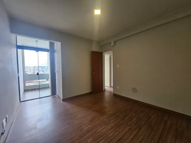 Apartamento 02 quartos, garagem, reformado com 80 m² a venda no bairro Paineiras