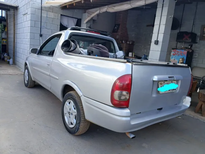 Chevrolet Corsa Pick-up Std/ Rodeio 1.6 MPFI 2003