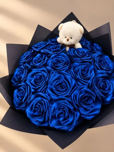 Buquê de Rosas Eternas l Presente Artesanal