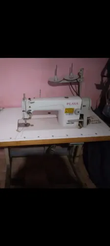Máquina overloque / reta