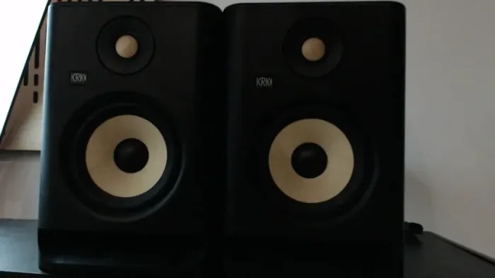 Monitores de Áudio KRK Rokit 5 G4