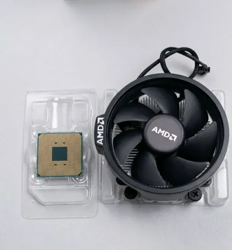 Processador AMD Ryzen 3 2200G + Cooler Box Original