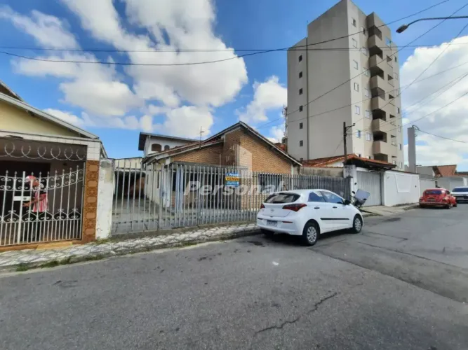 Venda - Oportunidade casa região central de Taubaté