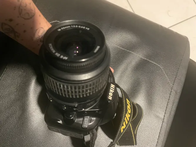 Nikon D3100 + 18-55mm VR  | 2 Baterias + Cartão