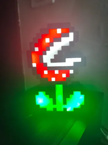 Luminária pixel art piranha plant