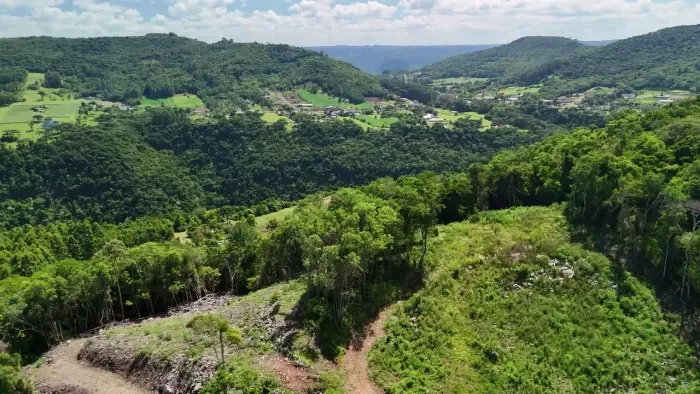 Fazenda/Sítio/Chácara para venda tem 32000 metros quadrados com 1 quarto