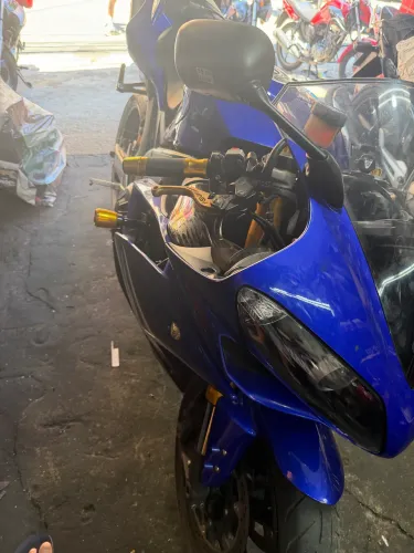 Vendo R1 1000cc