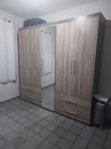 Guarda roupa casal 