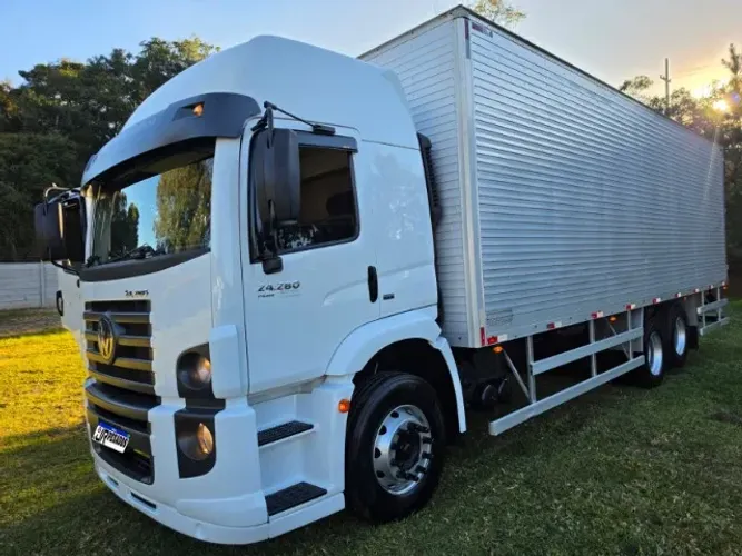 volkswagen vw constellation 24280 truck 6x2 ano 2021 unico dono