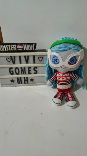 Pelúcia Monster high ghoulia básica leia descrição