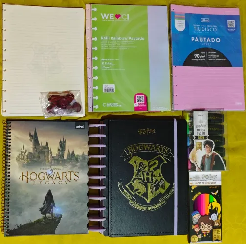 Kit material escolar Harry Potter; caderno inteligente, Legacy, lápis de cor, marca texto