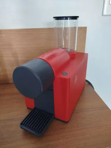 Cafeteira delta q lip 127v