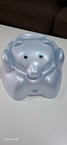 Troninho para bebê novo