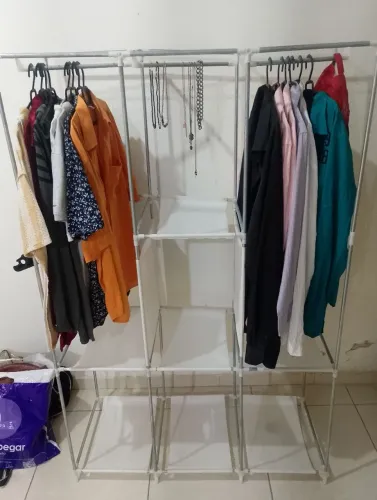 GUARDA ROUPA DESMONTÁVEL