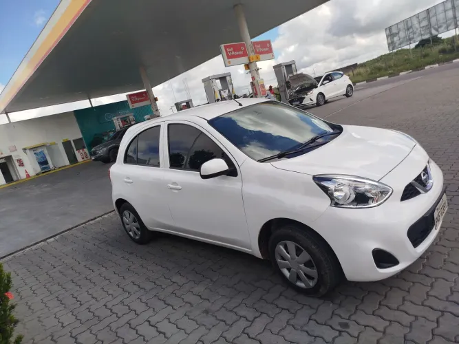 Nissan March S 1.0 12V Flex 5P 2017