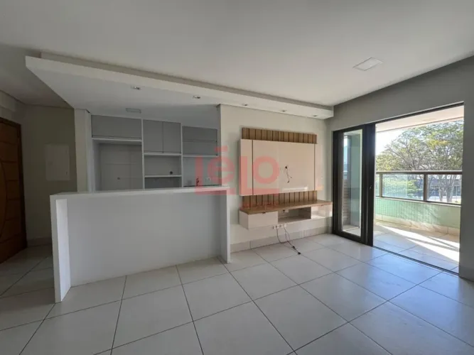 Ed. Jardins do Ingá, excelente Apartamento a 100 metros do Parque Ingá