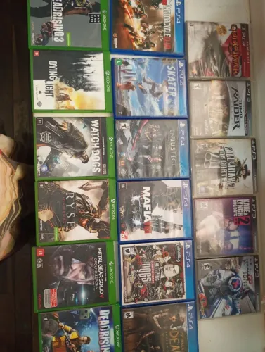 Cds originais de vídeo game lote de 17