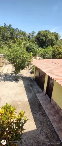 Vende-se sítio maravilhoso com porteira fechada