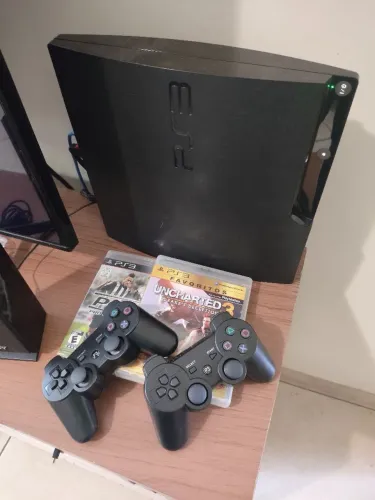 Playstation 3 slim 2 controles 19 jogos originais