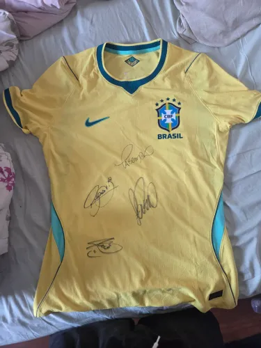 Camiseta autografada Seleção copa de 2026