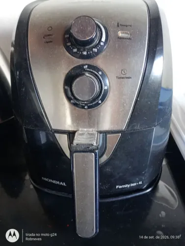 Vendo Fritadeira Mondial Família 4litros