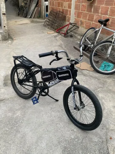 Bike montadinha aro 20