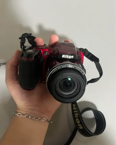Câmera Nikon Coolpix L810 - VERMELHA