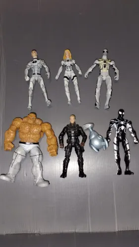 6-PACK . Future Foundation. 