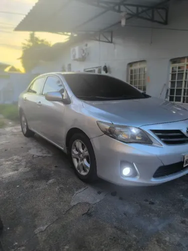 Toyota Corolla GLI 1.8 Flex 16V Mec. 2011