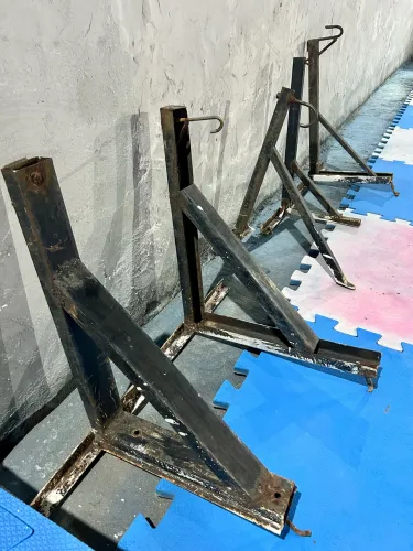 Suporte para saco de pancada
