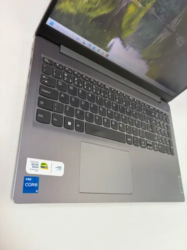 Lenovo i5 11° / 16 RAM / 512 SSD / Tela Full / Nota fiscal / Semi Novo